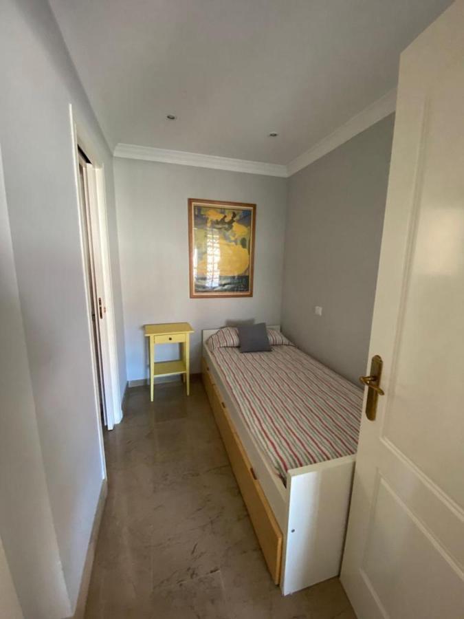 Apartamento Junto Al Puerto Deportivo De Естепона Екстер'єр фото